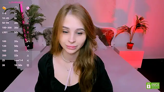 EvaRodi online show from September 12, 2025, 9:37 pm