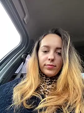 Pussy4564N online show from September 30, 2025, 1:38 pm