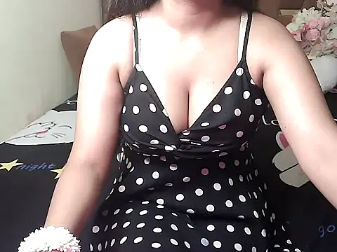 megancatluna online show from September 18, 2025, 7:32 am