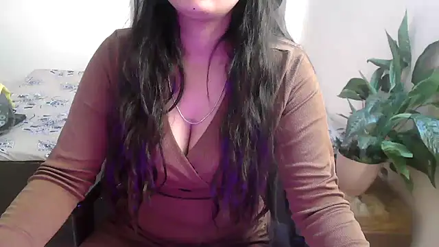 Snapshot of megancatluna chatting on April 2, 2026, 11:19 am megancatluna online show from April 2, 2026, 11:19 am