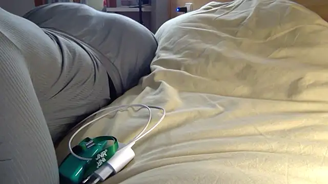 Snapshot of Halima_misshotpussy13 chatting on February 15, 2025, 1:31 am Halima misshotpussy13 online show from February 15, 2025, 1:31 am