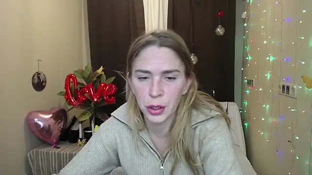 TessaDaybreak online show from February 15, 2025, 4:01 pm