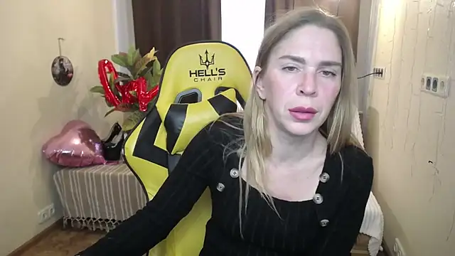 TessaDaybreak online show from February 22, 2025, 1:35 pm