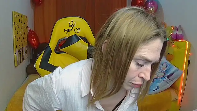 TessaDaybreak online show from March 8, 2025, 1:57 pm