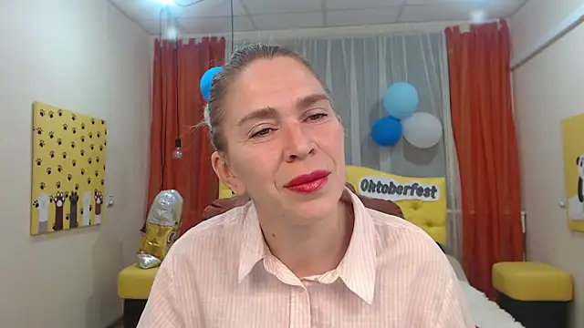 TessaDaybreak online show from September 27, 2025, 6:29 am