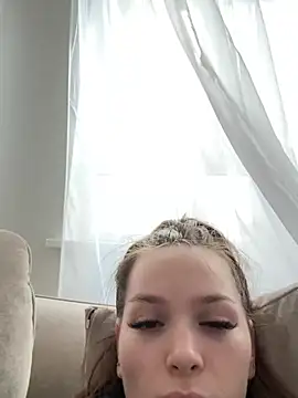 Snapshot of -Amora chatting on June 30, 2026, 11:22 am -Amora online show from June 30, 2026, 11:22 am