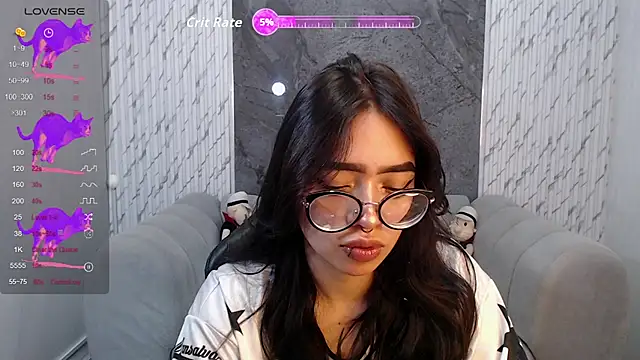 Snapshot of Anni_acker_b chatting on October 17, 2025, 12:52 pm Anni acker b online show from October 17, 2025, 12:52 pm