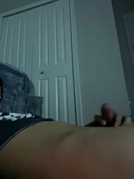 youngbusy online show from February 28, 2025, 3:26 am