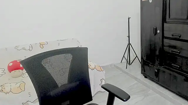 Snapshot of Naoko_7w7 chatting on November 22, 2025, 1:48 am Naoko 7w7 online show from November 22, 2025, 1:48 am