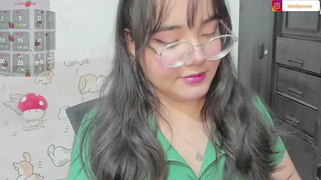 Naoko 7w7 online show from June 23, 2026, 1:36 am