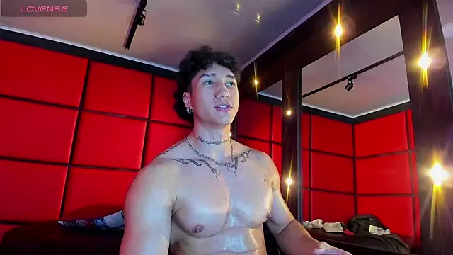 KaryBig3 online show from March 1, 2025, 10:02 am