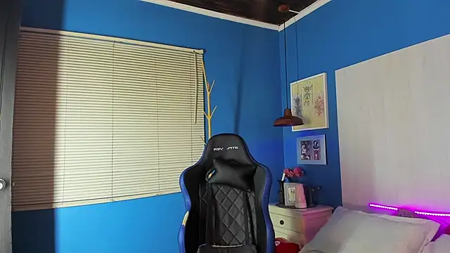 KaryBig3 online show from March 21, 2025, 7:22 am