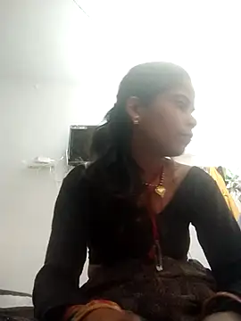 Snapshot of MEENA_ROY chatting on March 5, 2025, 7:38 am MEENA ROY online show from March 5, 2025, 7:38 am