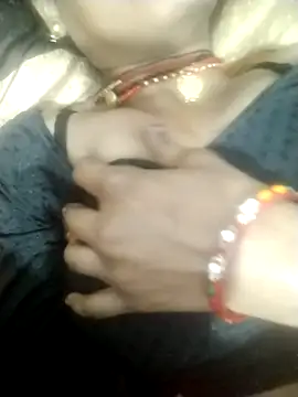 Snapshot of MEENA_ROY chatting on March 22, 2025, 5:52 pm MEENA ROY online show from March 22, 2025, 5:52 pm