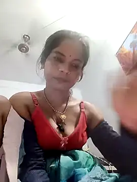 Snapshot of MEENA_ROY chatting on April 10, 2026, 4:44 pm MEENA ROY online show from April 10, 2026, 4:44 pm