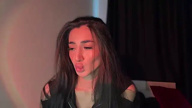 Snapshot of alissadreams chatting on October 21, 2025, 9:10 am alissadreams online show from October 21, 2025, 9:10 am