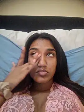 indianpink lips online show from November 7, 2025, 11:10 am