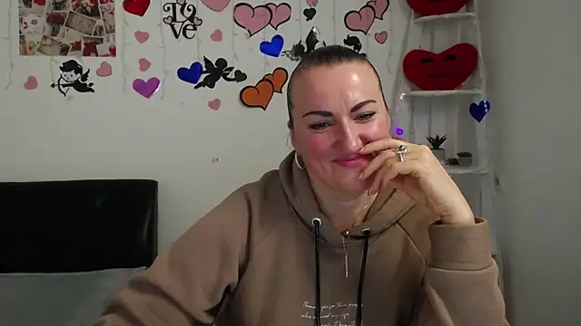 DianaMGG online show from February 28, 2025, 12:09 pm