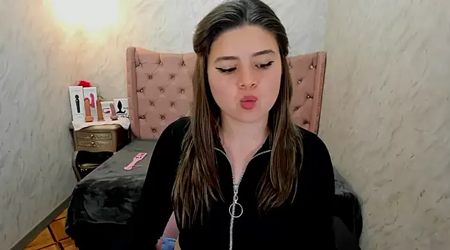 Snapshot of Lianngrace chatting on February 22, 2025, 5:02 pm Lianngrace online show from February 22, 2025, 5:02 pm