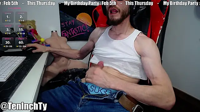 Snapshot of teninchty chatting on February 3, 2026, 6:22 am teninchty online show from February 3, 2026, 6:22 am