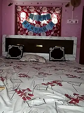 srijashemale online show from September 9, 2025, 5:18 am