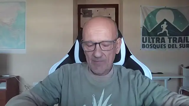 llopaco online show from November 2, 2025, 1:24 pm