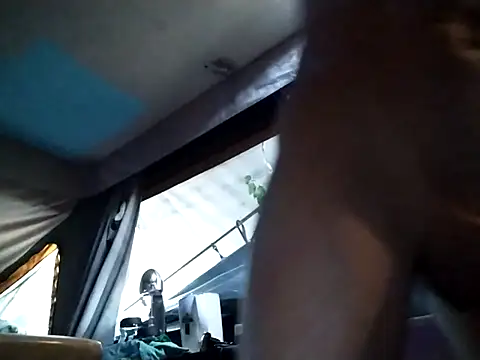 Snapshot of iswimnaked007 chatting on October 25, 2025, 12:18 am iswimnaked007 online show from October 25, 2025, 12:18 am