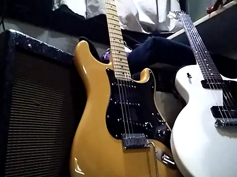 Snapshot of iswimnaked007 chatting on November 29, 2025, 5:05 pm iswimnaked007 online show from November 29, 2025, 5:05 pm