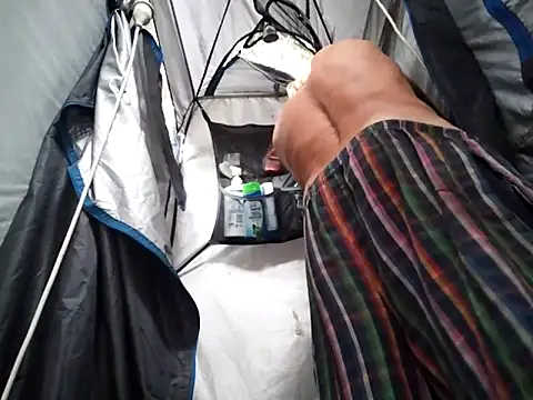 iswimnaked007 online show from March 16, 2026, 1:11 am