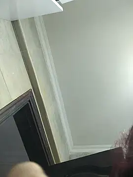 Loly2025 online show from February 13, 2025, 10:00 pm