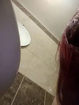 Loly2025 online show from February 18, 2025, 12:59 am