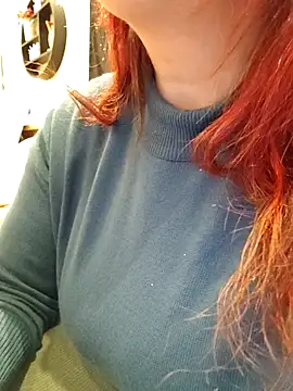 Loly2025 online show from March 10, 2026, 10:37 pm