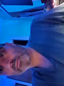 Novabear6996 online show from May 21, 2026, 3:02 am