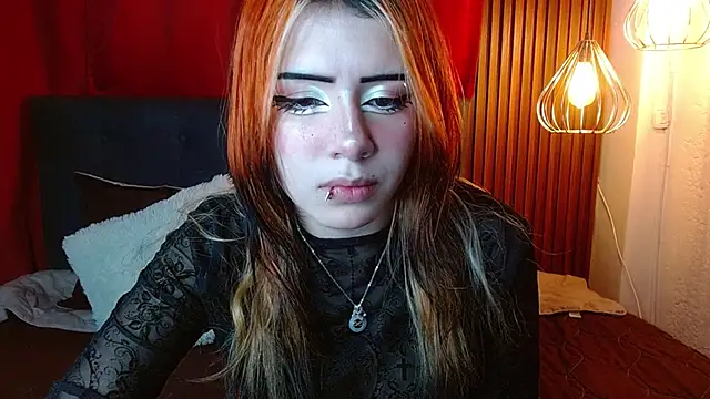 Snapshot of fyreandfox_ chatting on May 12, 2026, 8:17 pm fyreandfox online show from May 12, 2026, 8:17 pm