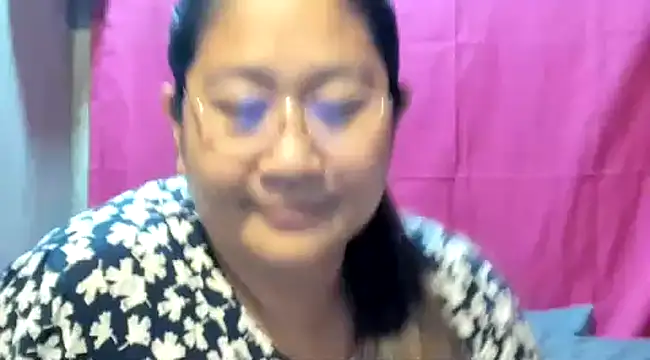 hotchubby88 online show from December 11, 2024, 9:52 am