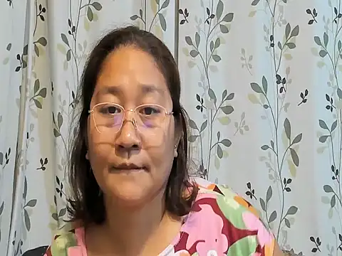 hotchubby88 online show from September 14, 2025, 11:20 am