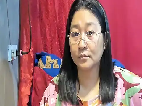 hotchubby88 online show from May 6, 2026, 3:13 am