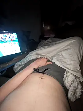 DerechteJunge online show from April 28, 2026, 9:42 pm