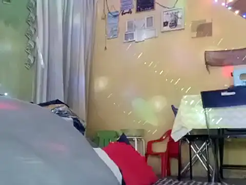 Snapshot of Tolayerfly69 chatting on March 10, 2025, 5:33 am Tolayerfly69 online show from March 10, 2025, 5:33 am