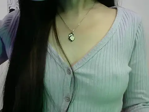 zoya2504 online show from November 6, 2025, 8:10 pm