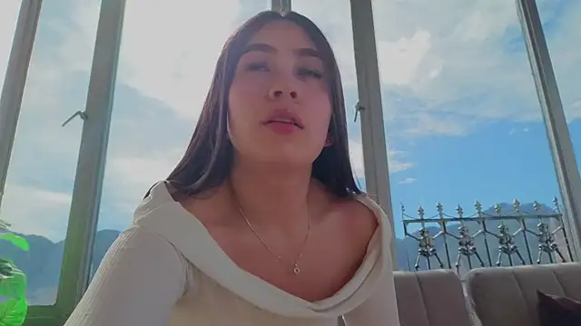 Ivanna West online show from October 13, 2025, 1:33 pm