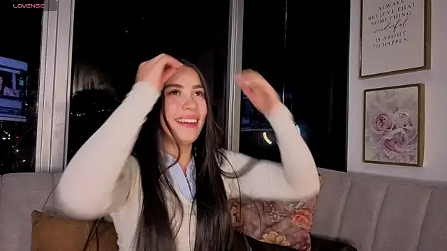 Ivanna West online show from December 5, 2025, 10:02 am