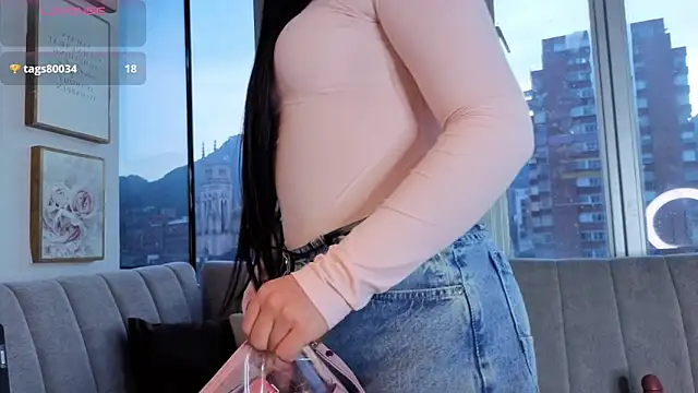 Snapshot of Ivanna_West chatting on February 9, 2026, 11:25 am Ivanna West online show from February 9, 2026, 11:25 am