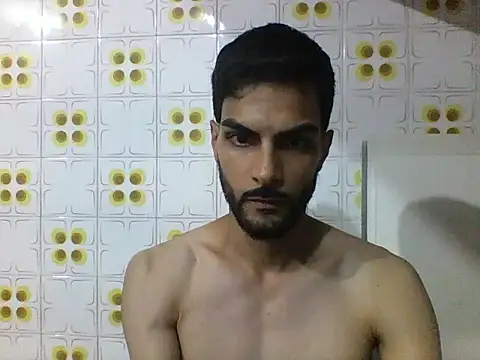 Gabrielteixeira120 online show from April 23, 2026, 8:33 pm