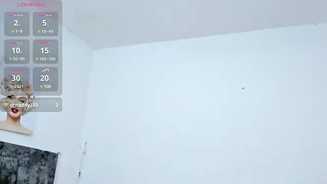 Chloe diamondss online show from March 21, 2025, 6:49 am