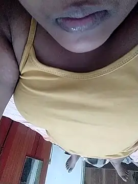 SLbeaty online show from April 3, 2026, 3:15 am