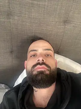 Snapshot of guccititi chatting on October 24, 2025, 7:43 pm guccititi online show from October 24, 2025, 7:43 pm