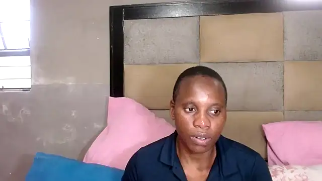 DIVAASS1 online show from April 3, 2026, 7:28 am