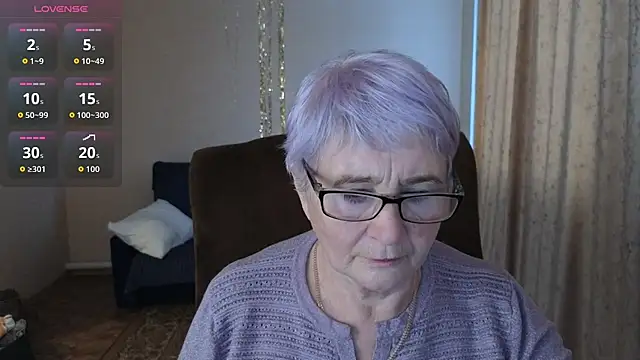 Snapshot of Sandra_Snowflake chatting on January 7, 2026, 12:29 pm Sandra Snowflake online show from January 7, 2026, 12:29 pm