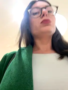 AvaFlowers6 online show from November 15, 2025, 1:18 pm